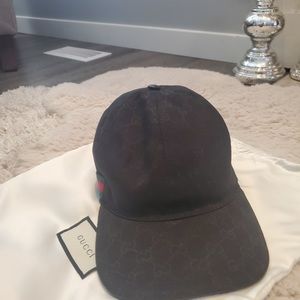Black Gucci canvas hat adjustable